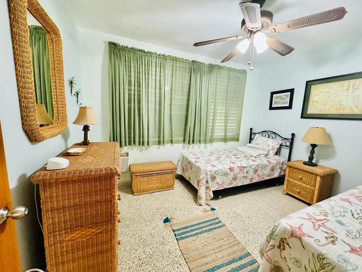 Tatil Evi Purple Sunset - Walk To Malecon & Beaches Vieques